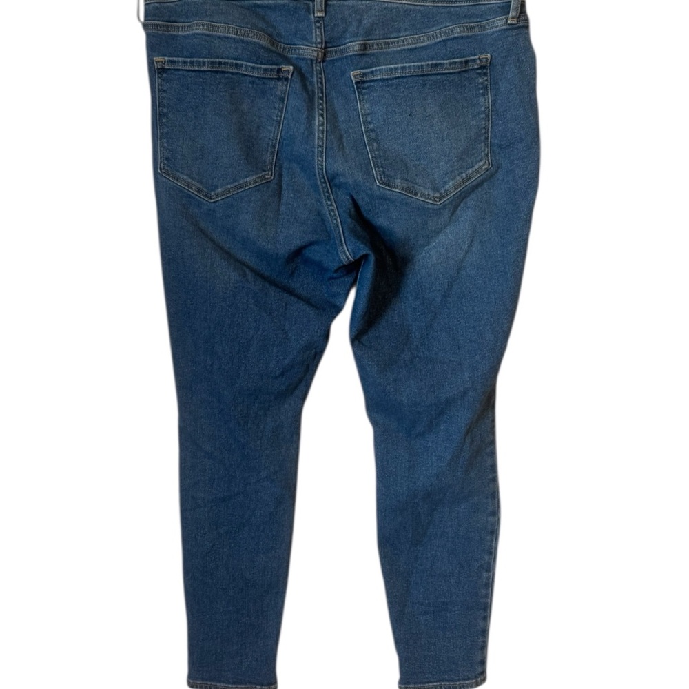 OLD NAVY Women's mid rise super skinny jeans. Size: 18    #2 - Picture 6 of 6